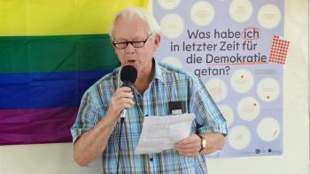 Franz Gareis bei seiner Rede über die Integrationskraft von Fellingshausen