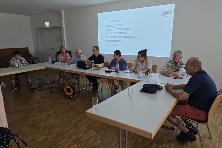 Runder Tisch, Deutsch-Französischer Verein Biebertal und Partnerschaftsverein Sarrians.