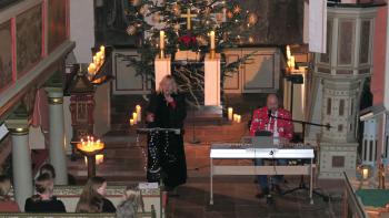 The notorious Honey-Twins  