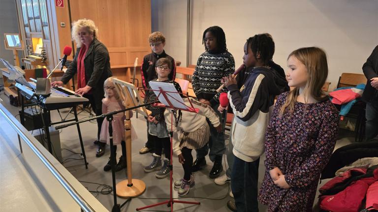 Kinderband St. Anna Sternchen mit Organistin Tatjana Müller