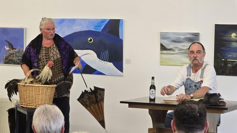 Der Regenschirm ean doas glucksich Hinkel