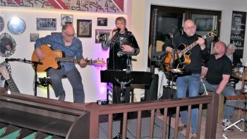 Manu-Michaeli-Band im Kirchlein