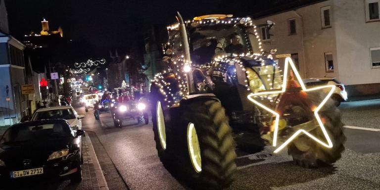 Traktoren – Lichterfahrt in Wettenberg