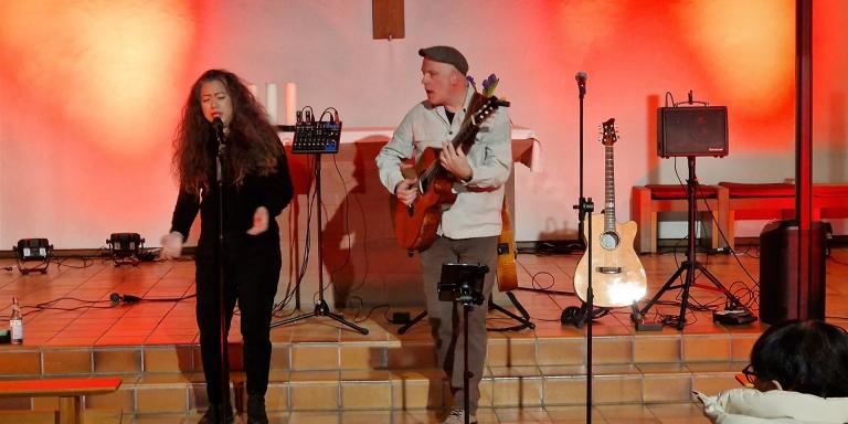 Duo „2inJoy“ in der katholischen Kirche St. Raphael Wißmar