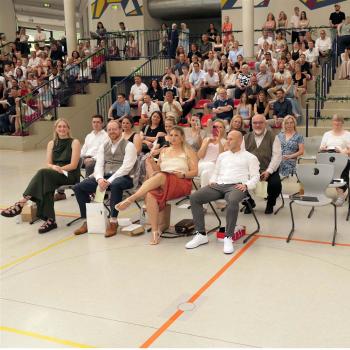 Entlassungsfeier in der Großsporthalle an der Wettenbergschule