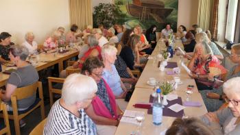Frauenfrühstück im Frauenkreis