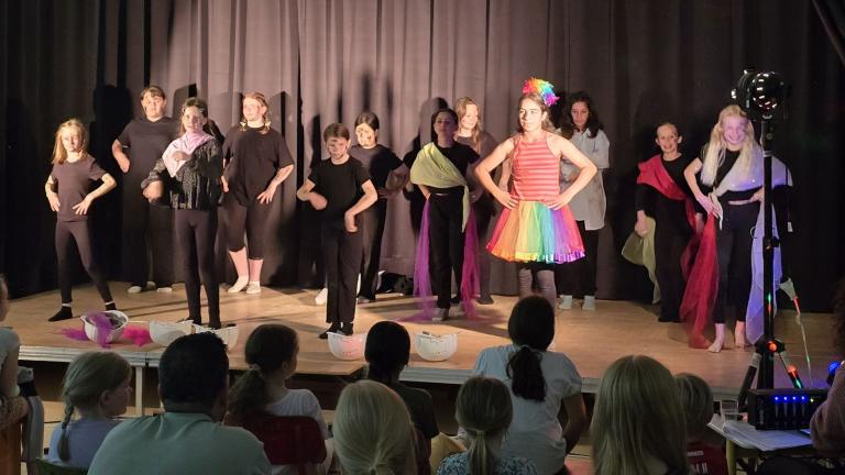Theater-AG der Wilhelm-Leuschner-Schule