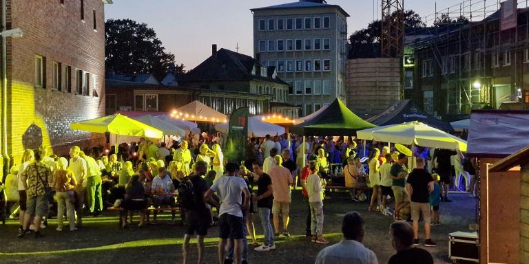 Weinfest im Rinn & Cloos Carré