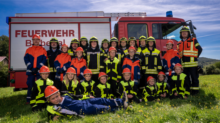 Die Frankenbacher Einsatzabteilung mit Kinder- und Jugendfeuerwehr
