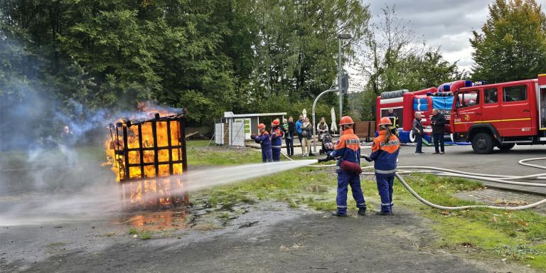 Die Jugendfeuerwehr zeigte ihre Schauübung.