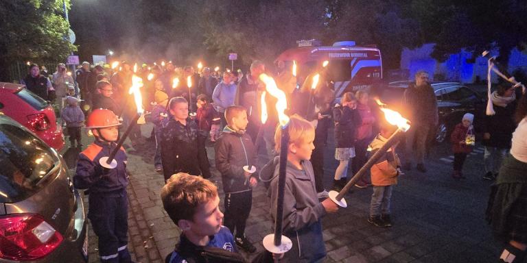 Fackelzug der Freiwilligen Feuerwehr Rodheim