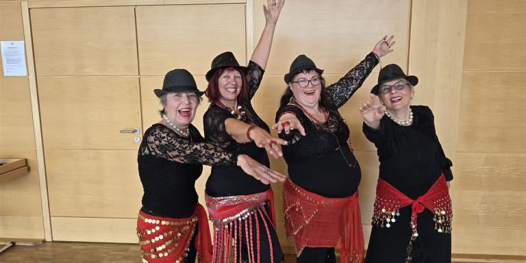 Forever Young- orientalische Bauchtanzgruppe