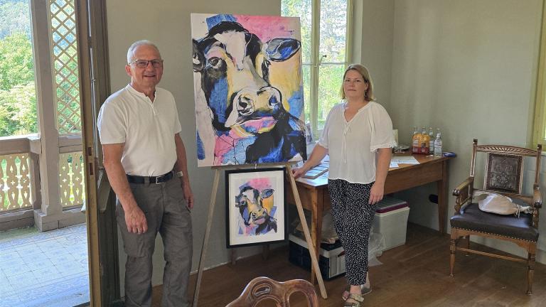 Isabell Zindler-Greeb und Dr. Markus Langhans im Schweizer Haus.