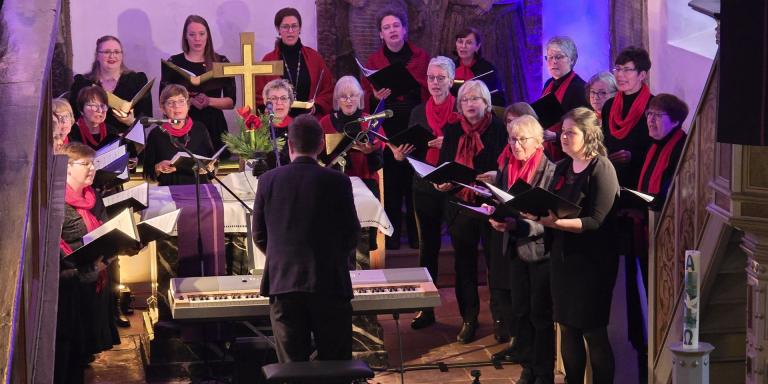 Die Chorformation Sing & Swing in der Rodheimer Kirche