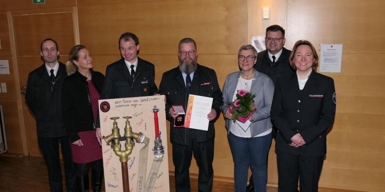 Dein Team vom Wehrführerausschuss sagt danke Henning