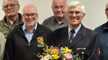 Ernst Klenner bei der Rodheimer Feuerwehr zum Ehrenmitglied ernannt